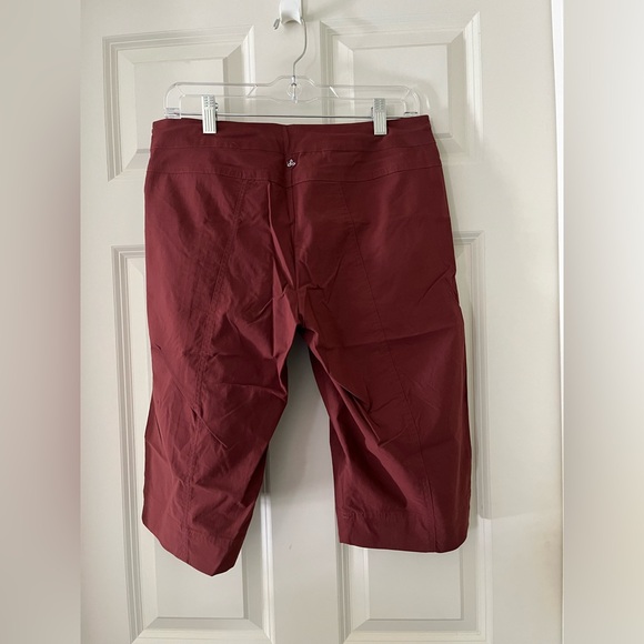 Women’s Prana Long Shorts Pull On Tie Waist Activewear hiking Burgundy Size M - Picture 4 of 7